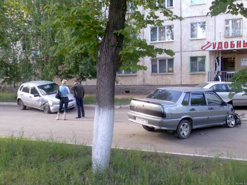 Авария на улице Чернышевского 30.05.2010(3)