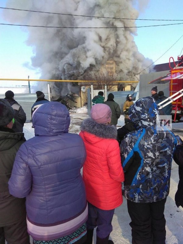 В Альметьевском районе при попытке потушить пожар пострадал хозяин дом